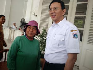 Bu Tuti: Kemarin Sore Saya Dipanggil Ahok, Tapi Saya Sibuk Urus Sampah