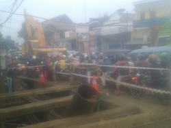 Galian Pipa Dilakukan Pagi Hari, Simpang Lima Semper Jakarta Utara Macet