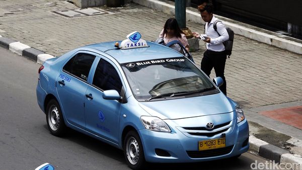 Blue Bird Berikan Layanan Gratis