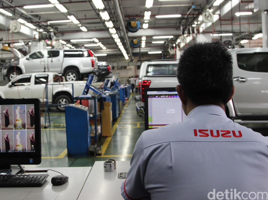 Mesin Euro 4 Isuzu Siap Tenggak Biodiesel B30 Mesin Euro 4 Isuzu Siap Tenggak Biodiesel B30