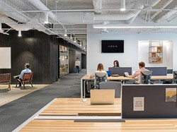 Gelombang PHK Masih Berlanjut di Pelopor Taksi Online