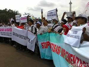 Demo di Depan Istana, Massa Pendamping Dana Desa Minta Tak Ada Politisasi