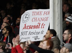 Koscielny Pahami Rasa Frustrasi Fans, tapi Sebut Wenger Masih Cocok untuk Arsenal