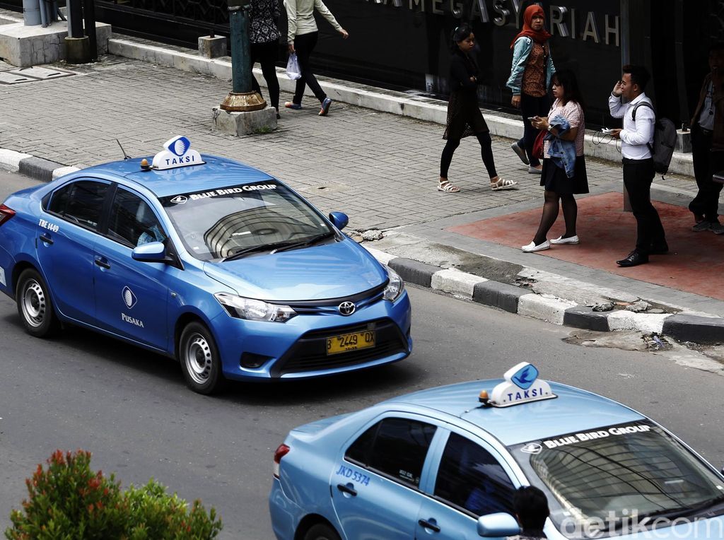 Bluebird Belanja 4.000 Armada Baru Tahun Ini Bluebird Belanja 4.000 Armada Baru Tahun Ini