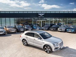 Bentley Bentayga Pertama Kali Dikirim ke Konsumen