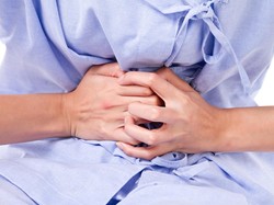 Saat Perut Tiba-Tiba Terasa Sakit Melilit, Ini Sebabnya