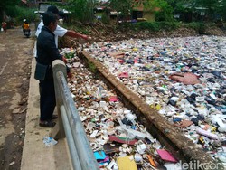 Besok Disepakati Gotong Royong Angkut Sampah Cikapundung di Kampung Cijagra