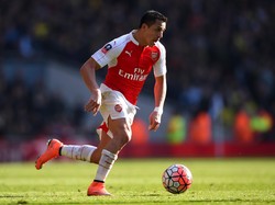 Alexis Susah Kembali 100 Persen Fit