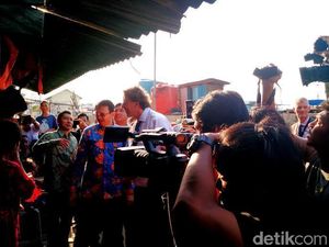 Ahok Yakinkan Warga Waduk Pluit yang Ragu Kampungnya Bebas Banjir