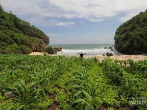4 Pantai Baru di Gunungkidul