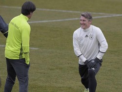 Loew Belum Coret Schweinsteiger untuk Piala Eropa