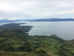 Ini Spot Terbaik Danau Toba, dari Huta Ginjang Hingga Menara Tele