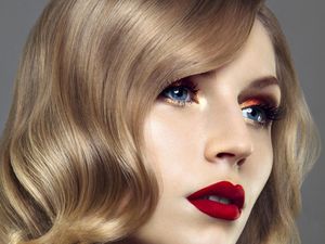 Tren Kecantikan Terkini: Bibir Keriting Dengan Filller, Aneh atau Unik? Tren Kecantikan Terkini: Bibir Keriting Dengan Filller, Aneh atau Unik?