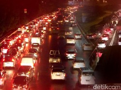 Tol Bekasi Timur Macet, Pengendara Diimbau Cari Alternatif Jalan