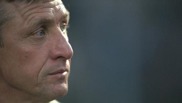 23 Apr 1997:  A portrait of ex Ajax player Johan Cruyff watching the Champions League Semi-Final second leg between Juventus and Ajax at the Stadio Della Alpi in Turin, Italy. Juventus won 4-1 on the night and 6-1 on aggregate.  Mandatory Credit: Shaun Botterill /Allsport