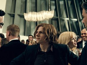 Berperan Sebagai Lex Luthor, Jesse Eisenberg Dianggap Lebih Mirip Joker Berperan Sebagai Lex Luthor, Jesse Eisenberg Dianggap Lebih Mirip Joker