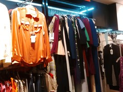 Max Mara Hingga DKNY Diskon Sampai 70%, Dress Mulai dari Rp 300 Ribu