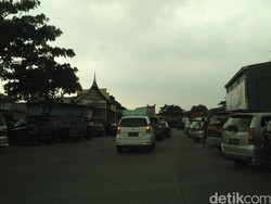Antisipasi Macet Long Weekend, Polisi Larang Masyarakat 2-3 Jam di Rest Area