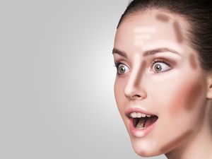 Cewek Baru Belajar Makeup Perlu Tahu, Bedanya Contouring dan Bronzer Cewek Baru Belajar Makeup Perlu Tahu, Bedanya Contouring dan Bronzer