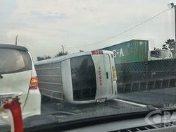 Dirlantas Jabar: Ada Korban Luka Pada Kecelakaan Bus Travel di Cipularang