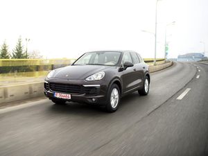 Pedal Bermasalah, VW dan Porsche Tarik 800 ribu Mobil