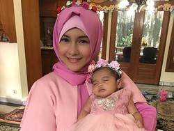 Kini Berhijab, Intan Nuraini Didukung Suami
