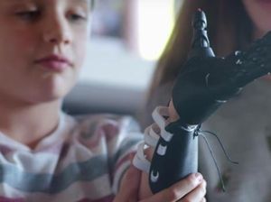 Daniel Jadi Bocah Iron Man Berkat Teknologi Cetak 3D