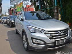 Santa Fe Owners Menikmati Indahnya Curug Cigentis