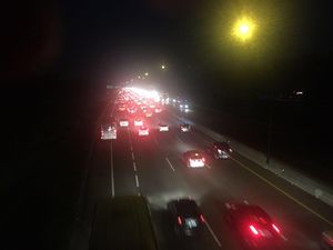 Urai Kepadatan, Contra Flow Diberlakukan di Tol Cikampek Km 65