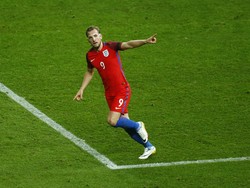 Kane yang Sedang Sangat Pede Mau Bikin Hodgson Terus Pusing
