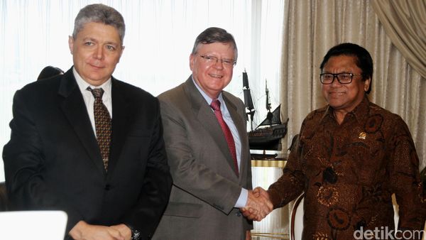 Oesman Sapta Bertemu Dubes Brasil