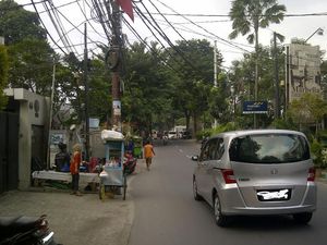 Cerita Tukang Bubur di Jl Bangka Tentang Pengemis yang Mengaku Ayah Marshanda Cerita Tukang Bubur di Jl Bangka Tentang Pengemis yang Mengaku Ayah Marshanda