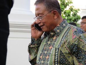 RI Banyak Sertifikasi, Darmin: Saya Sudah Doktor, Jadi Komisaris Harus Tes Lagi