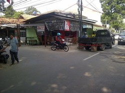 Kesaksian Tukang Ojek yang Melihat Ayah Marshanda Diciduk Petugas Dinsos