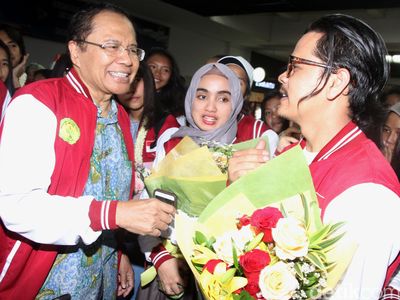 Tim Siswa SMP Indonesia Jadi Juara Tari di Spanyol