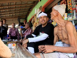 Bupati Dedi Ubah TPA Cikolotok Jadi Kampung Sampah