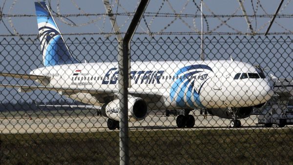 Pesawat EgyptAir Dibajak
