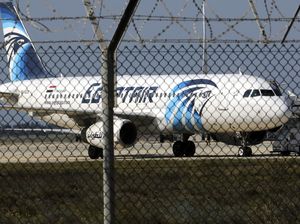 Ini Suasana Saat Penumpang Pesawat EgyptAir Dibebaskan oleh Pembajak