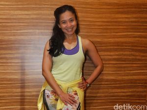 Trik Feni Rose Bongkar Rahasia Para Artis