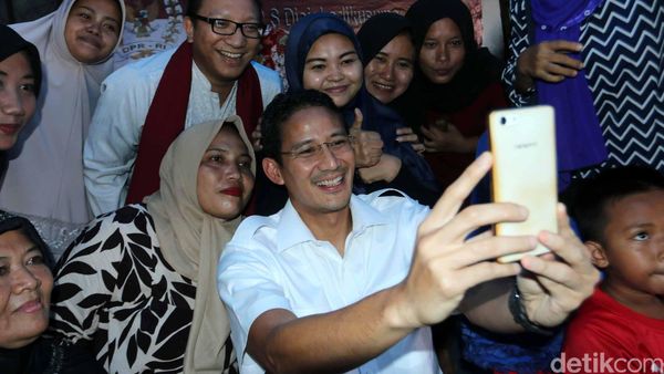 Sandiaga Uno Menyapa Warga Kebon Jeruk