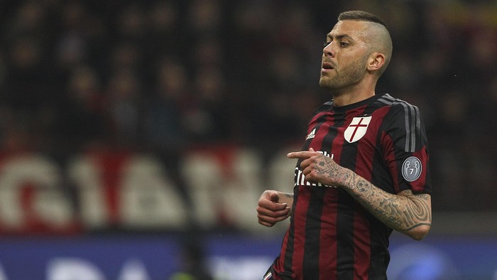 MILAN, ITALY - MARCH 01:  Jeremy Menez of AC Milan looks on during the TIM Cup match between AC Milan and US Alessandria  at Stadio Giuseppe Meazza on March 1, 2016 in Milan, Italy.  (Photo by Marco Luzzani/Getty Images)