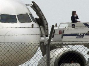 Pembajak Pesawat EgyptAir Seorang Profesor di Universitas Mesir