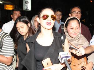 Terganggu karena Pencemaran Nama, Mulan Belum Ingin Buat Laporan di Polisi