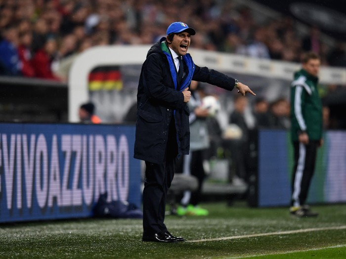 Italia Kerepotan Ladeni Permainan Cepat dan Terorganisir Jerman