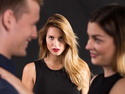 4 Studi Ungkap Misteri Tak Terduga Tentang Perselingkuhan