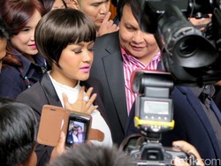 Lestari Film Indonesia, Jupe Blak-blakan Soal Pernikahan Rahasia