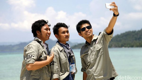 Risers Menikmati Pesona Pulau Pahawang