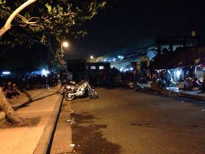 Penertiban Keputran, Satpol PP Berhasil Dorong Pedagang Liar Masuk ke Dalam Pasar