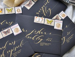 Ruth Jahja-Daro Belajar Kaligrafi dari Youtube