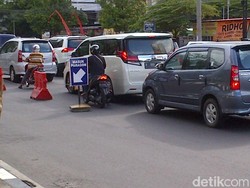 Separator di Depan Mal Persempit Jalan Protokol, ini Kata Dishub Semarang